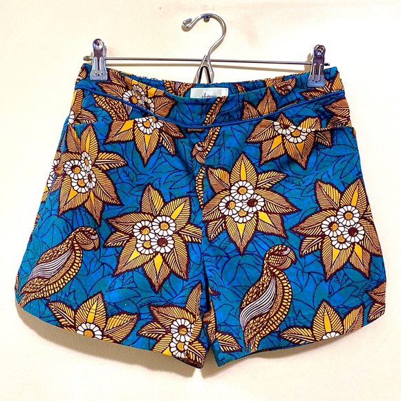 Anthropologie Pants - Anthropologie Elevenses Bird of Paradise Batik Hawaiian Shorts